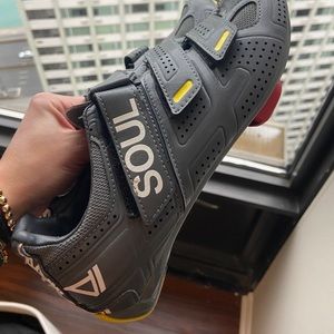 SoulCycle spin shoes size 7.5 (EU 41)